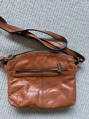 Hexagona Paris Leather Crossbody Bag in Brown